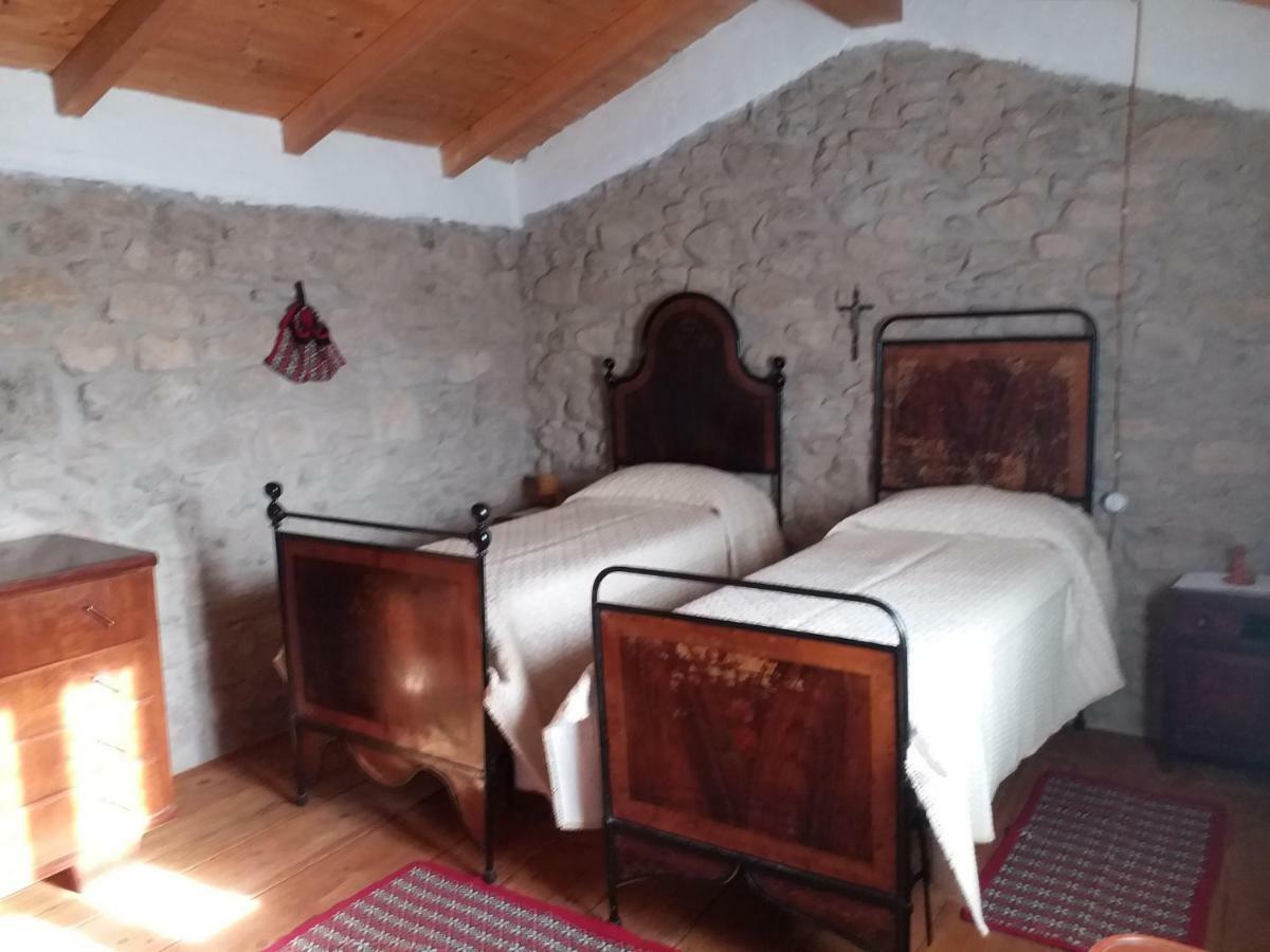 Hotel Sa Domu De Ziu Antoneddu Tuili Zewnętrze zdjęcie